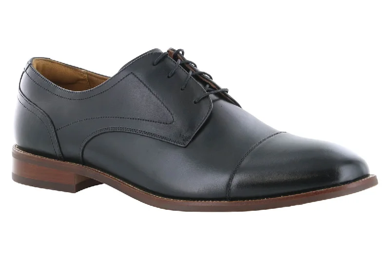 premium formal shoes for professional men-Florsheim Rucci Cap Toe Oxford Black