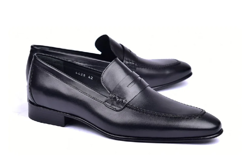 black dress shoes with polished finish for formal wear-Corrente 4428 Leather slip-on Loafer Shoes - Penny Black