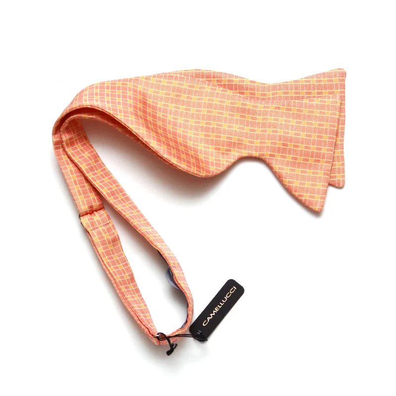 Men's tie with smooth satin finish for formal wear-Big Butterfly Orange Plaid Silk Bow Tie