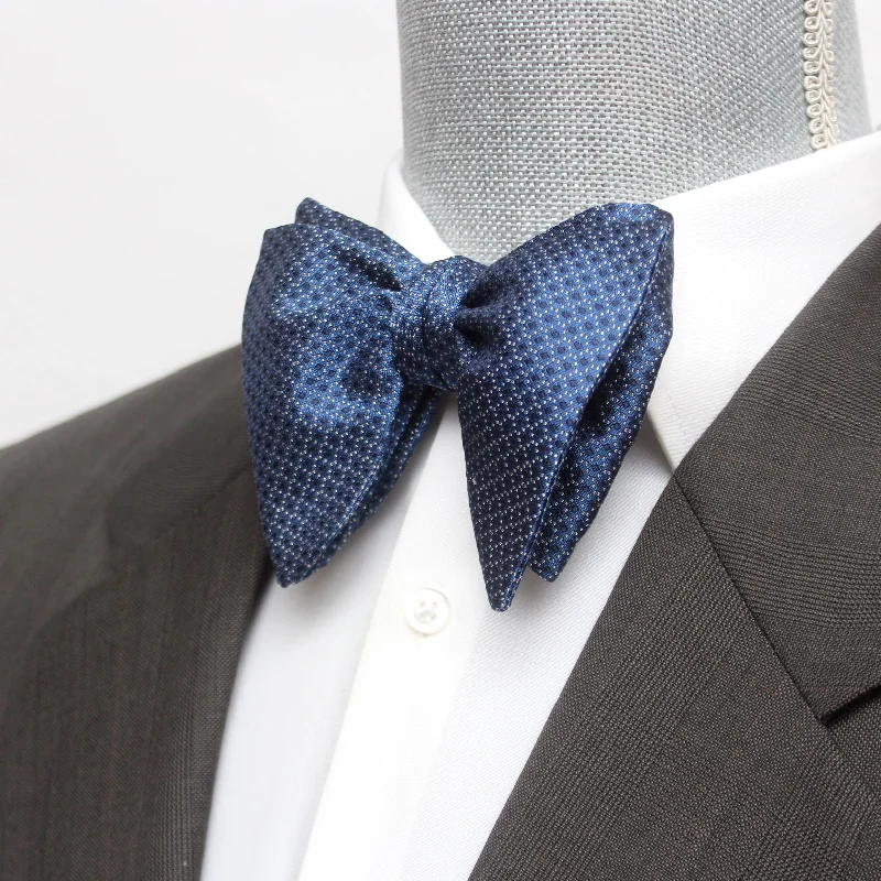 Classic men's tie with light fabric for summer events-Blue Big Butterfly Silk Bow Tie