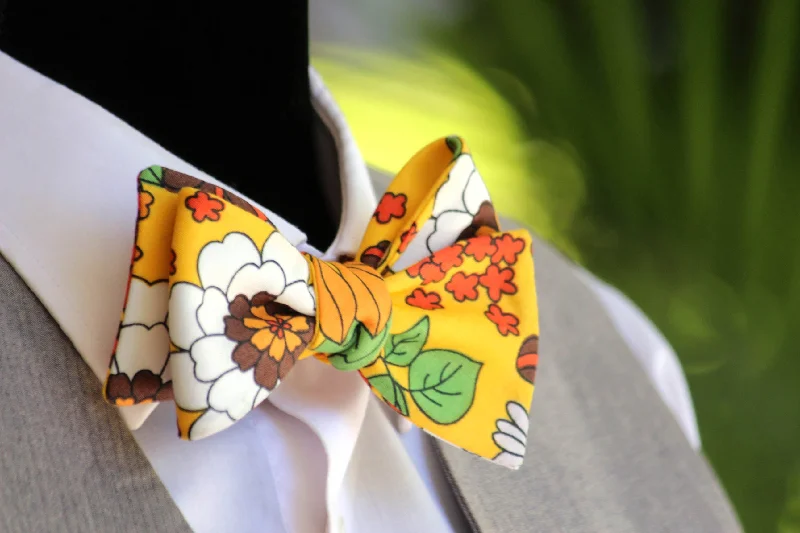 Best men's tie for professional job interviews-Yellow Red Floral Self-Tie Bow Tie