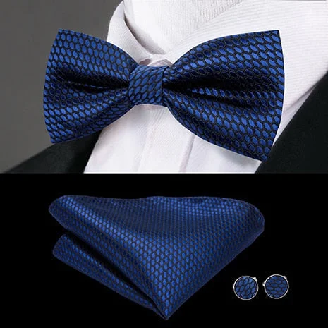 Men's tie with a modern checkered pattern for office-Dark Blue Black Plaid Pre-tied Bow Tie Pocket Square Cufflinks Set