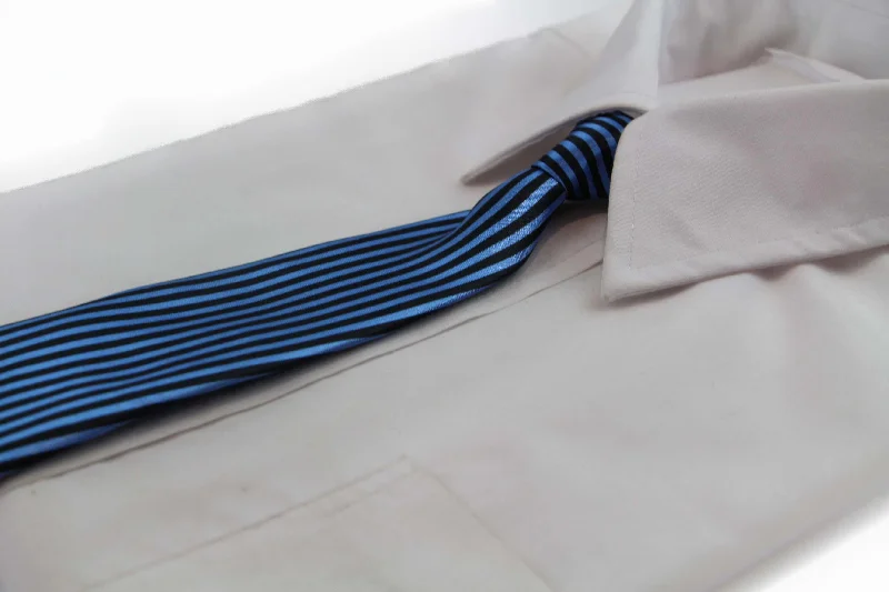 Men's tie with bold geometric design for casual wear-Kids Boys Black & Blue Patterned Elastic Neck Tie - Thin Vertical Stripe