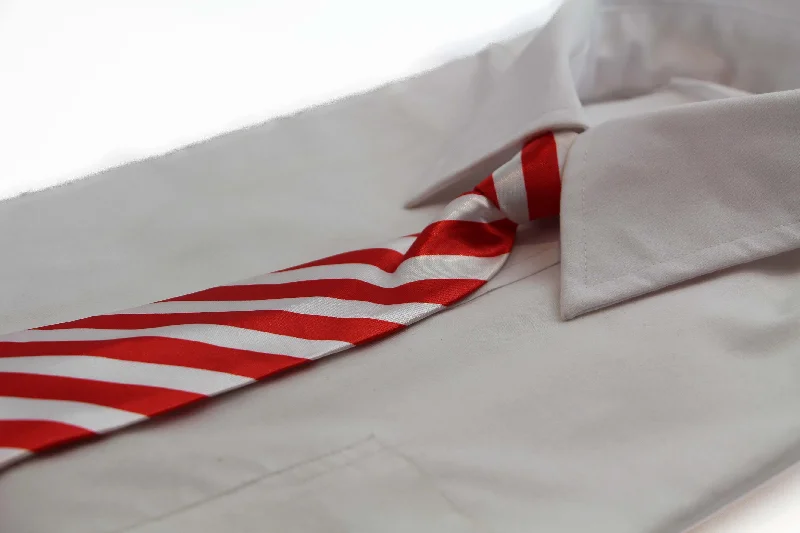 Stylish men's tie with vibrant patterns for special events-Kids Boys Red & White Patterned Elastic Neck Tie - Diagonal Stripe