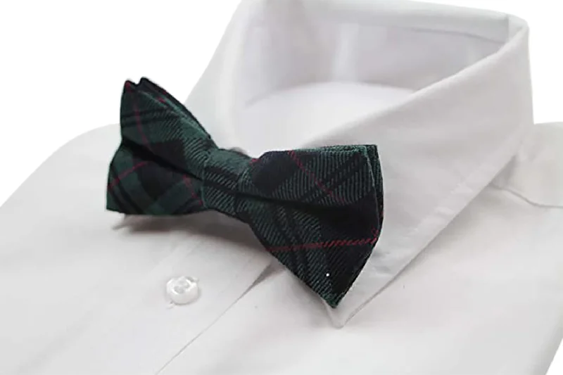 Best men's tie with fine craftsmanship for weddings-Mens Green Tarten Plaid Patterned Bow Tie