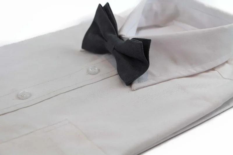 Men's tie with solid patterns for modern business attire-Mens Grey Velvet Plain Colour Bow Tie