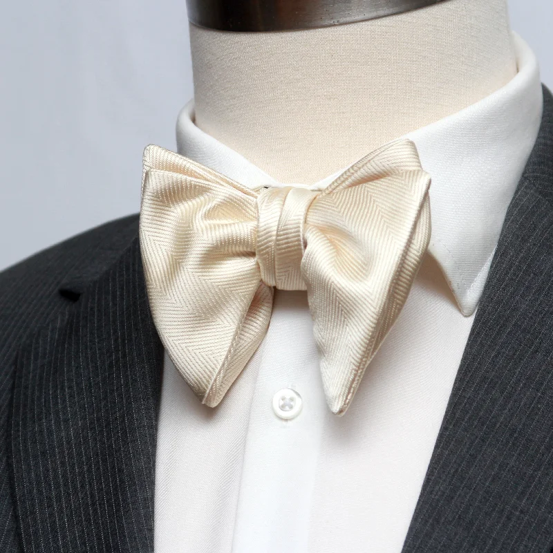 Men's tie with fine fabric for formal office wear-Men's Large Silk Bow Tie