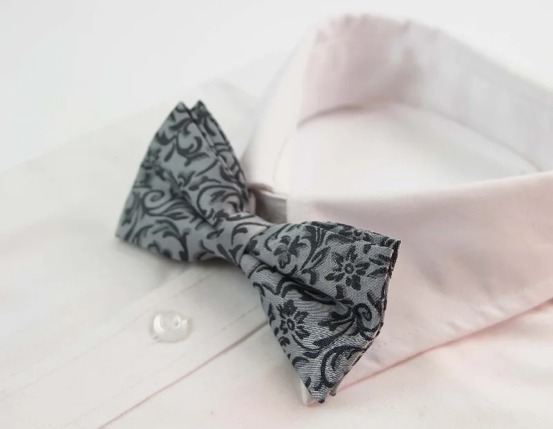 Men's tie for business functions with solid color-Mens Silver & Black Floral Patterned Bow Tie