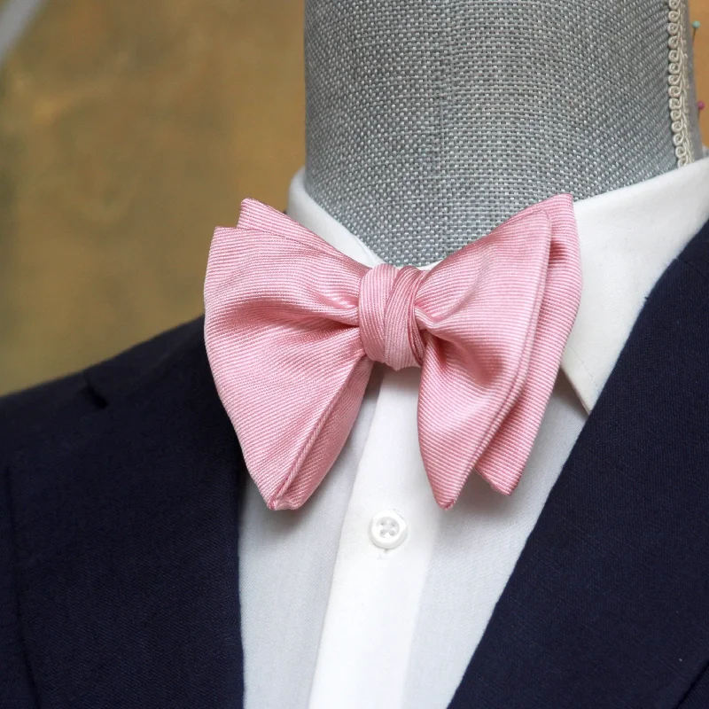 Luxury men's tie with fine texture for weddings-Pink Big Butterfly Silk Bow Tie