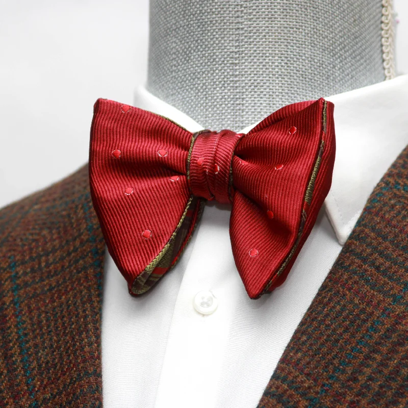 Men's tie with bold stripes for casual office wear-Red Green Reversible Big Butterfly Silk Bow Tie