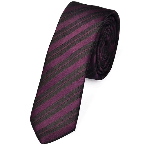 Men's tie with bold stripes for business meetings-Classy Men Skinny Purple Striped Tie